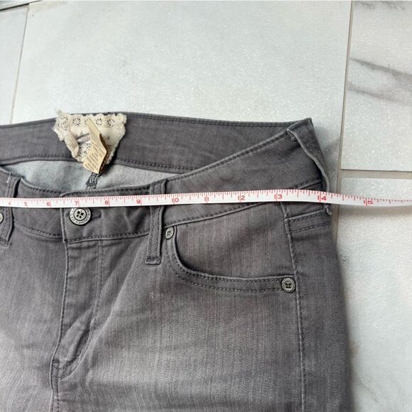 Altar’d state grey skinny distressed stretch jeans - Picture 8 of 10